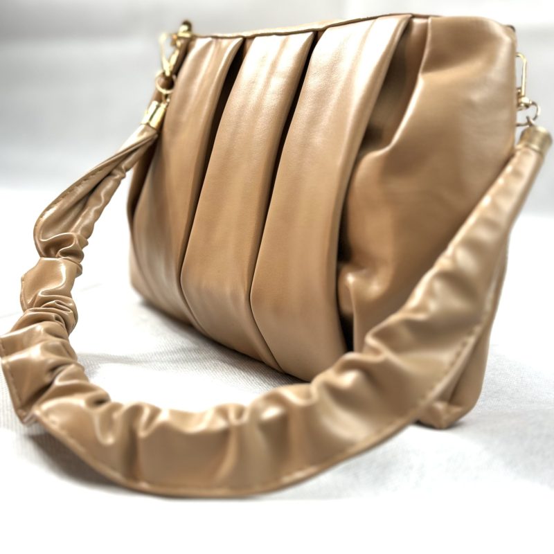 BEZ USNJ TORBICA TOR012